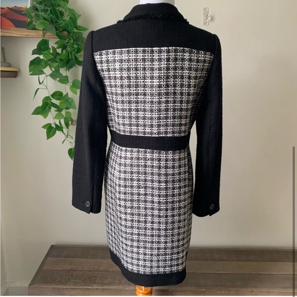 Karl Lagerfeld Jacket 🎉 Host Pick🎉 - Picture 4 of 5